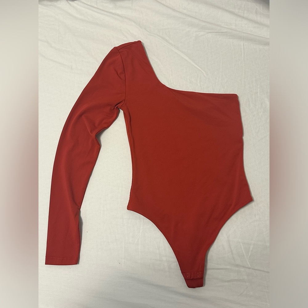 Aritzia Babaton One Shoulder Bodysuit Red